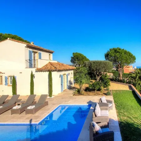 Sainte-maxime Sleeps 11 Pool Air Con Villa Sainte-Maxime
