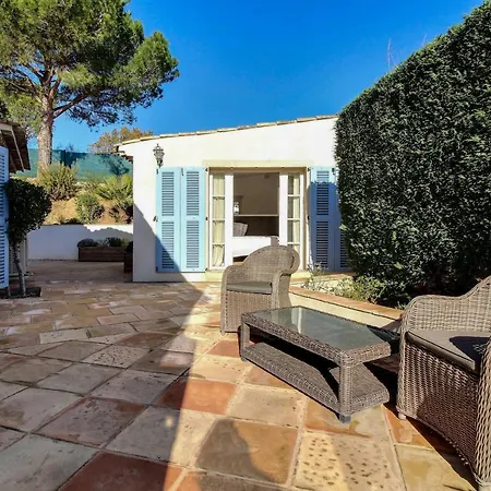 Villa Sainte-maxime Sleeps 11 Pool Air Con