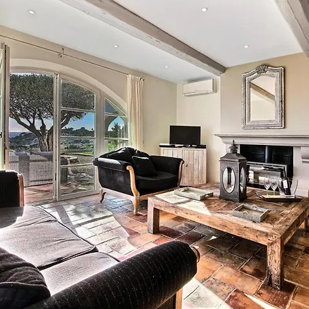 Sainte-maxime Sleeps 11 Pool Air Con Villa *